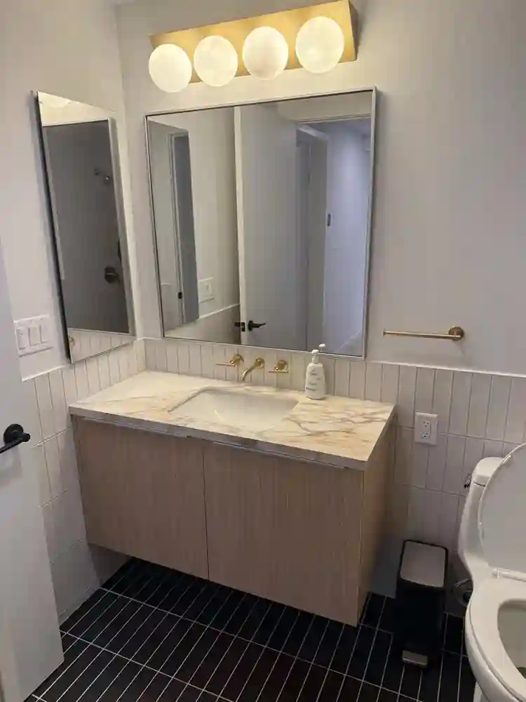 Private rooms availablee