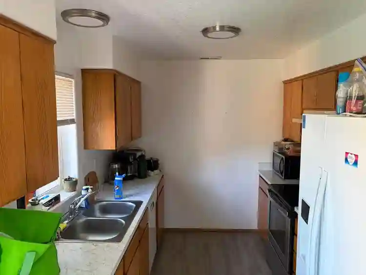 Need roommate for 3 bed/ 2 bath