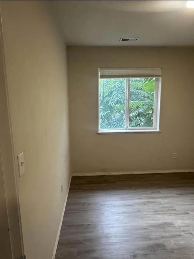 Need roommate for 3 bed/ 2 bath
