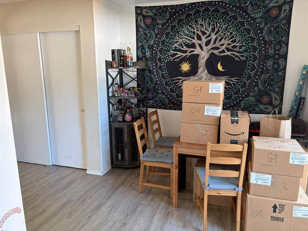 Need roommate for 3 bed/ 2 bath