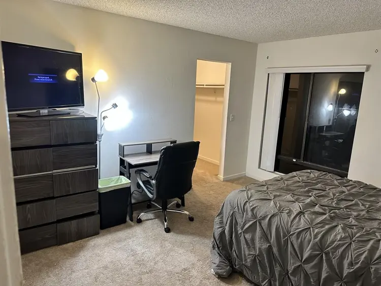 Bedroom 4 rent Irvine