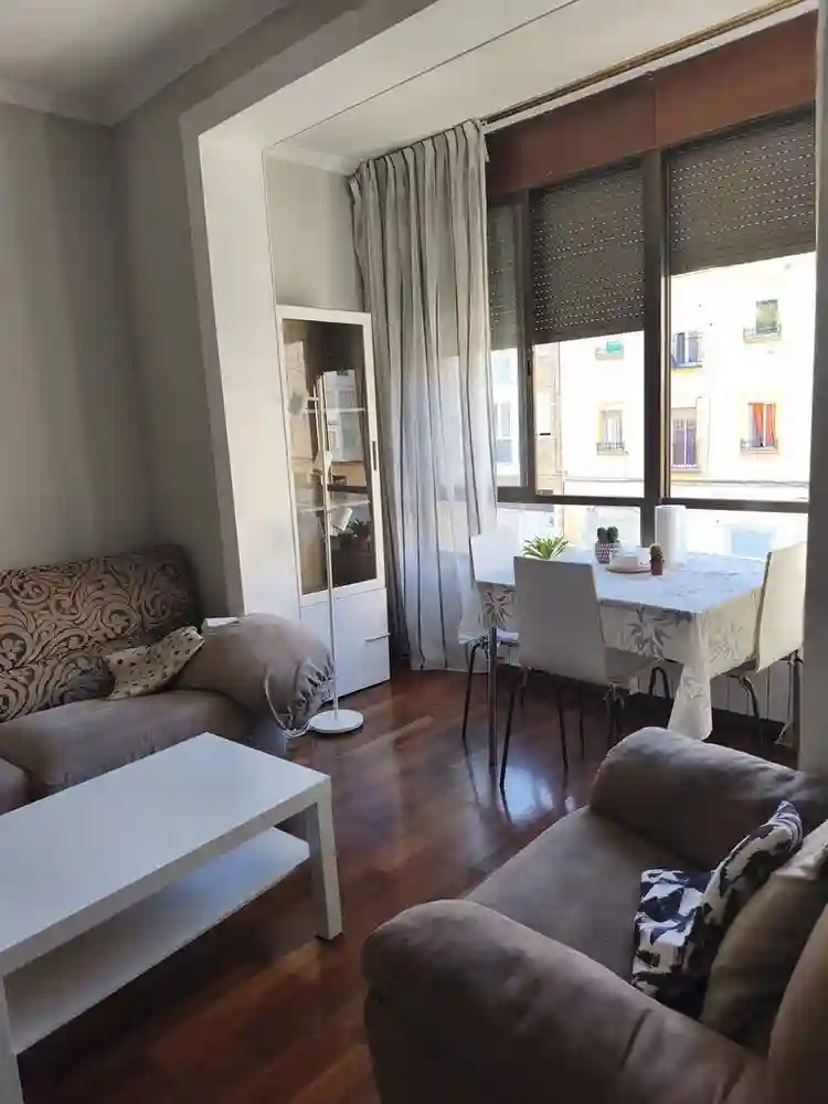 Habitación doble muy luminosa