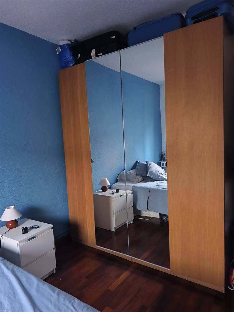 Habitación doble muy luminosa