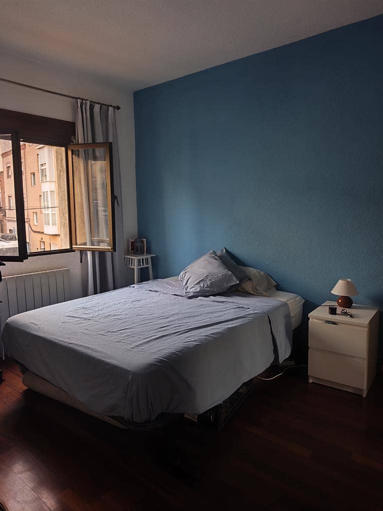 Habitación doble muy luminosa