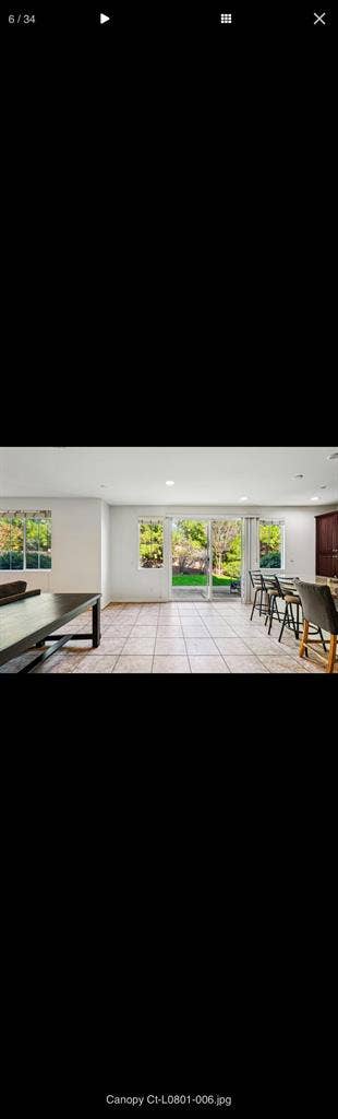 Bedroom for rent near Victoria