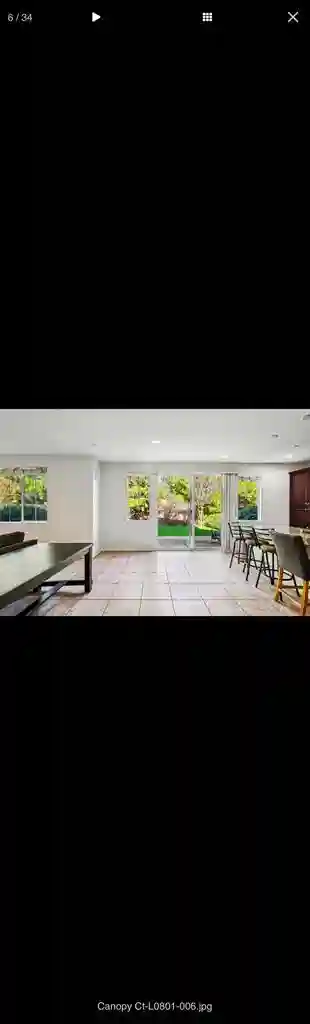 Bedroom for rent near Victoria