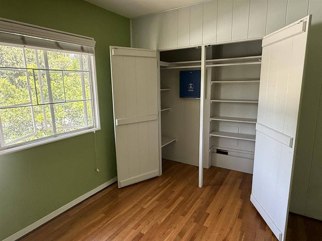 roommate need for 2br townhouse