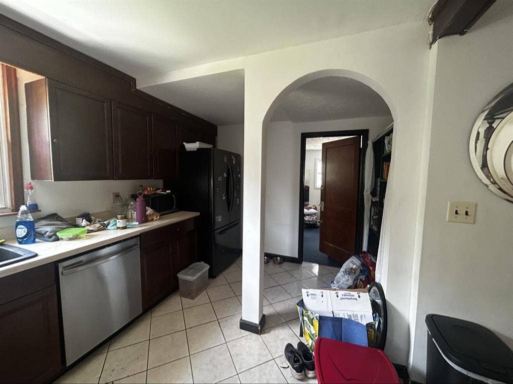 Large room + den + private bathroom