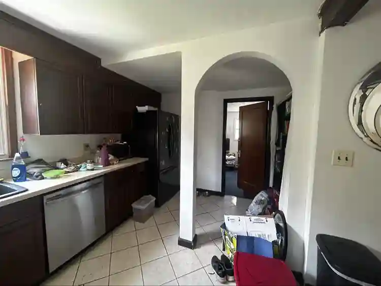 Large room + den + private bathroom