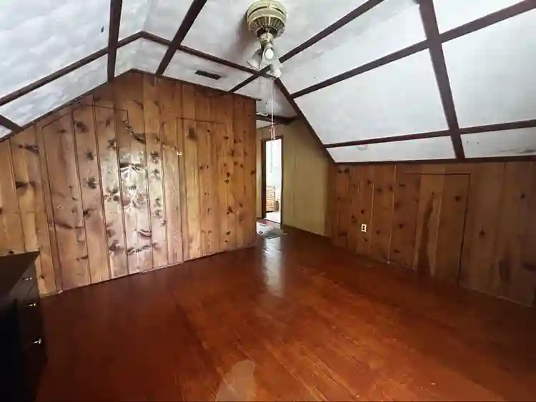 Large room + den + private bathroom