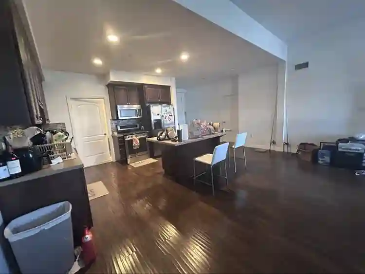 1 Bedroom in Toluca Lake