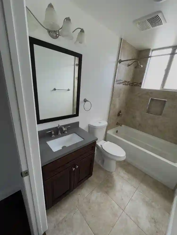 1 Bedroom in Toluca Lake
