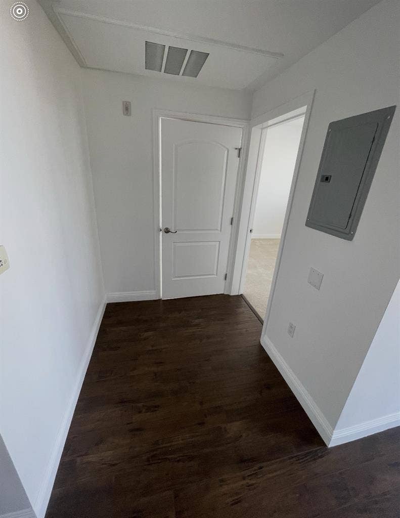 1 Bedroom in Toluca Lake