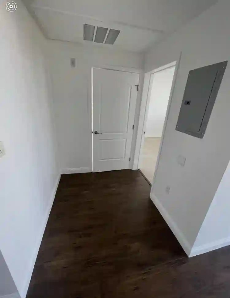 1 Bedroom in Toluca Lake