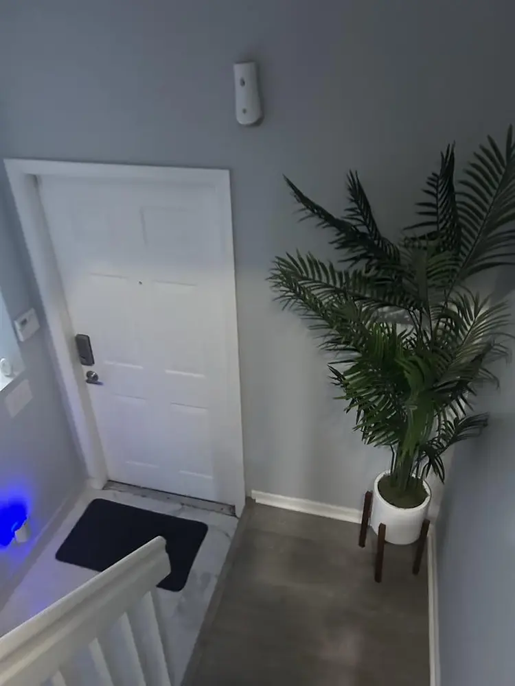 Private room and bathroom