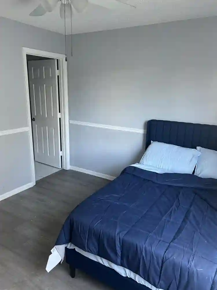 Private room and bathroom