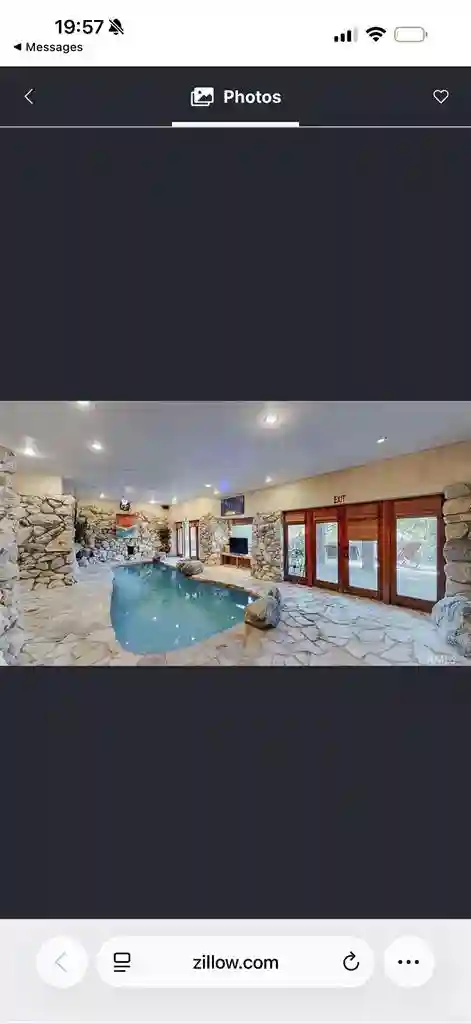 Room available in LA mansionn