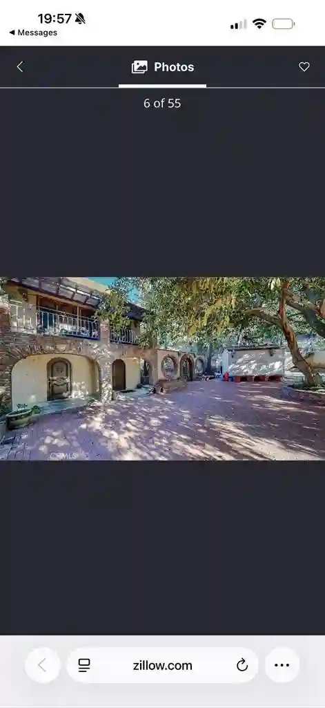 Room available in LA mansionn