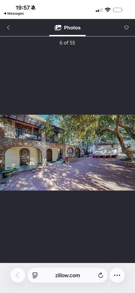 Room available in LA mansionn