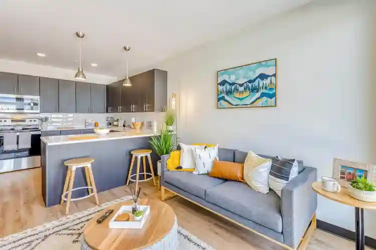 Looking for Lease Takeover!