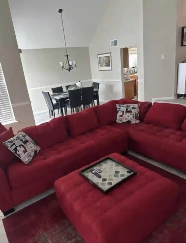 Master Bedroom Near Chinatown