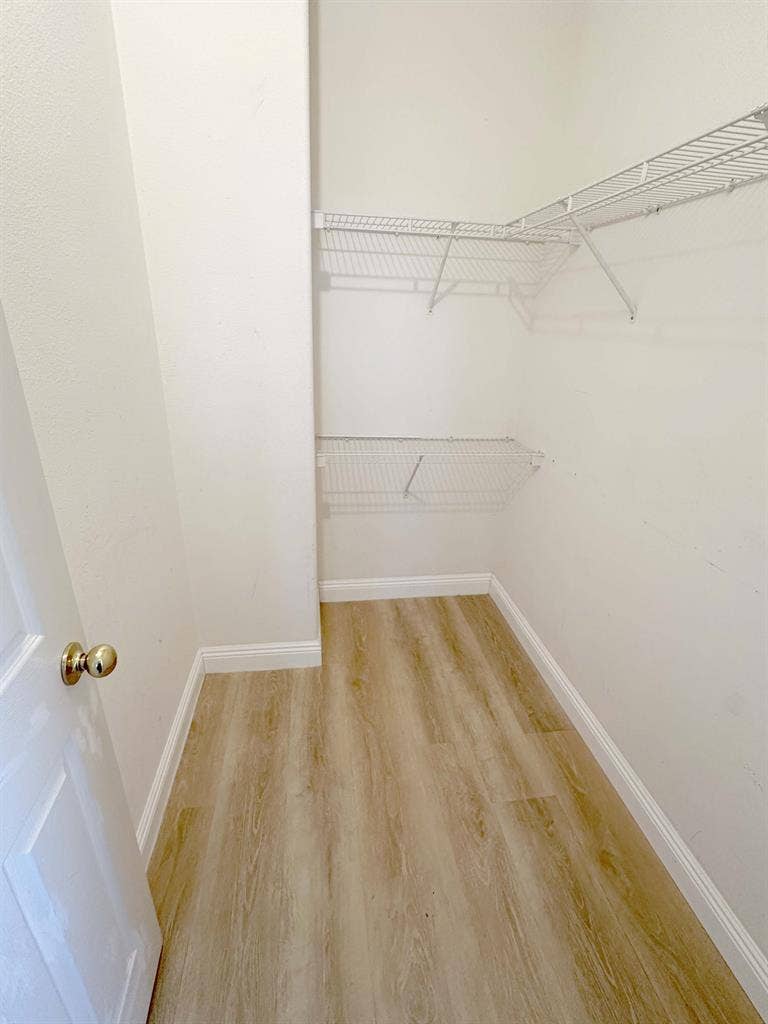 Large Room in Oceanside Home!