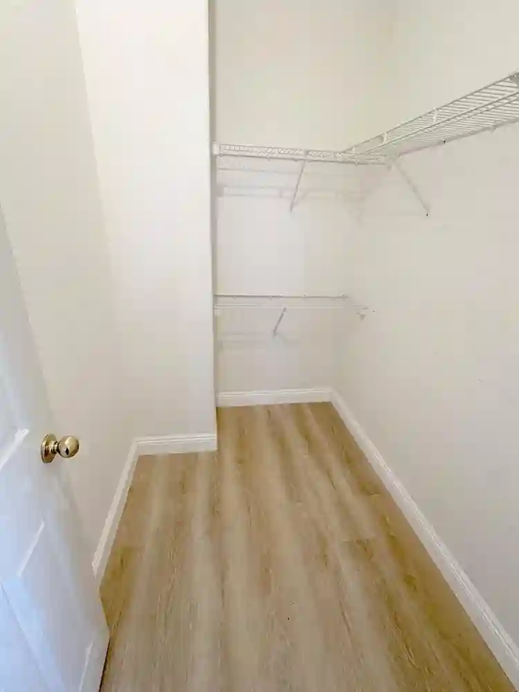 Large Room in Oceanside Home!