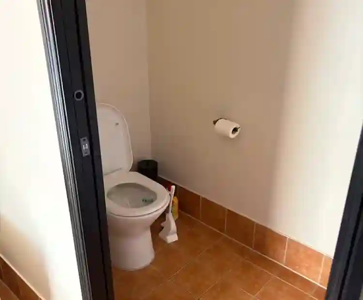 Furnished Rooms Available