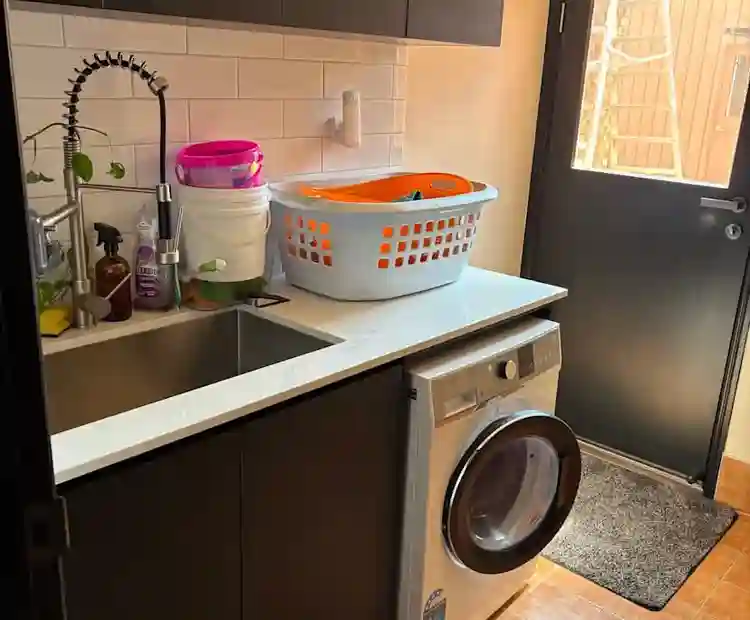 Furnished Rooms Available