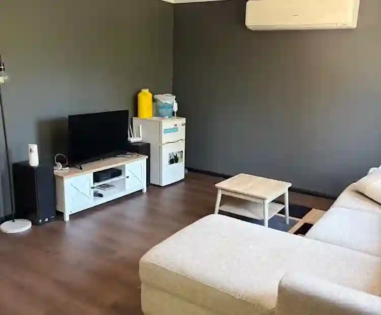 Furnished Rooms Available