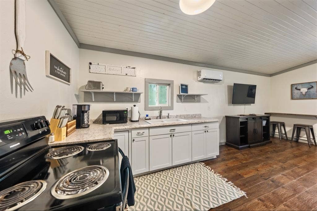 Country Cabin