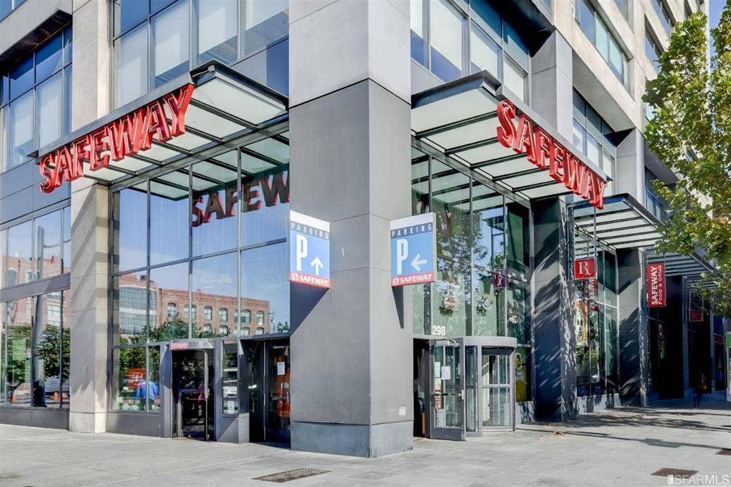 Nr SF Caltrain -Fully Furnished Bed