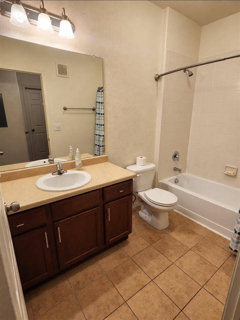 Room for Rent with Private Bath