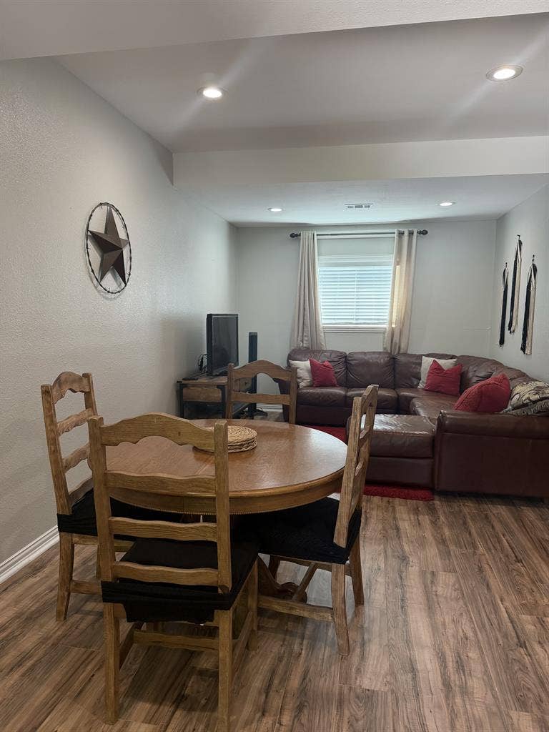 Cypress apartment in 4 plex area!