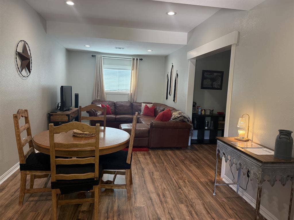 Cypress apartment in 4 plex area!