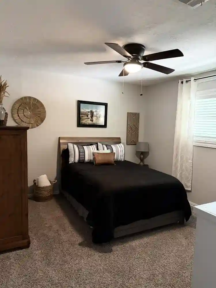 Cypress apartment in 4 plex area!