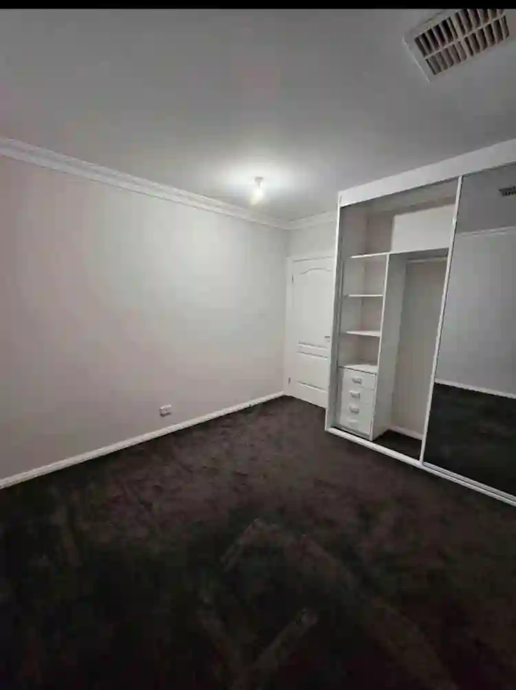 Flat Mate Needed Bills Included