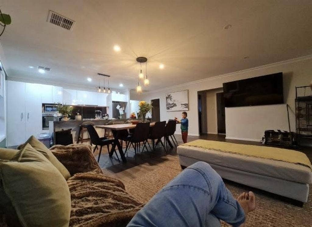 Flat Mate Needed Bills Included