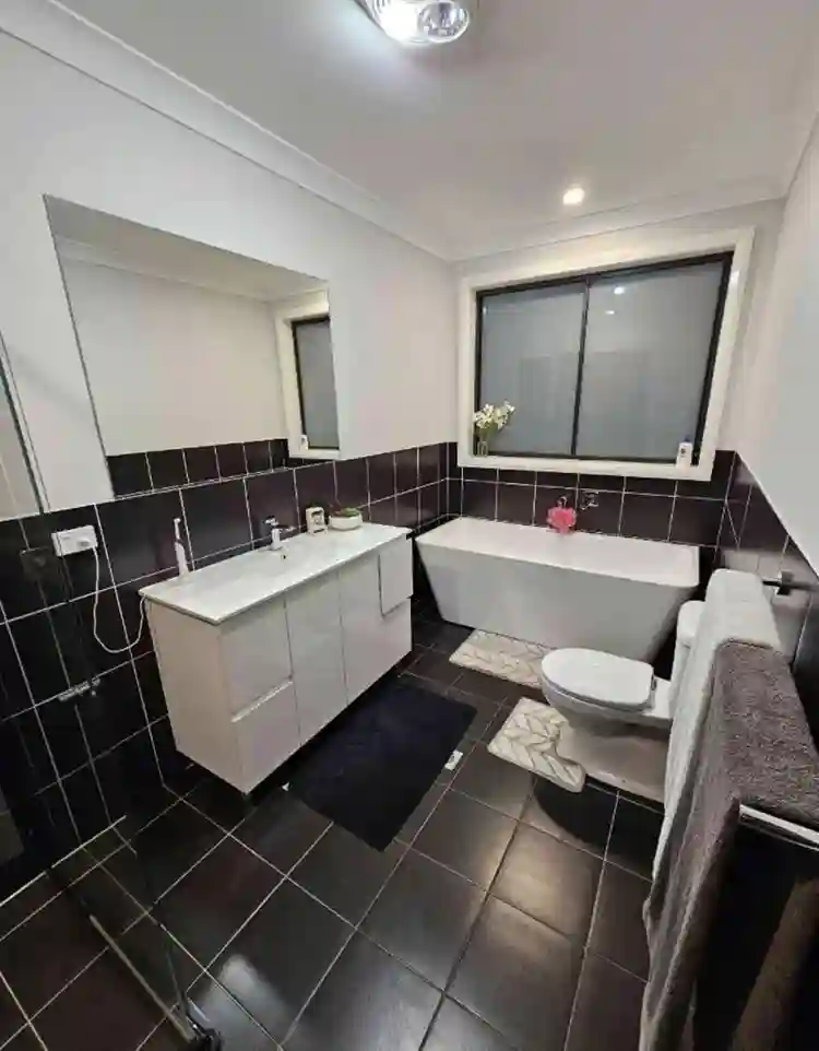 Flat Mate Needed Bills Included