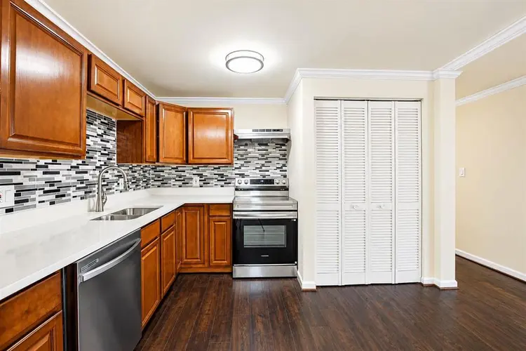 3 BR in Washington