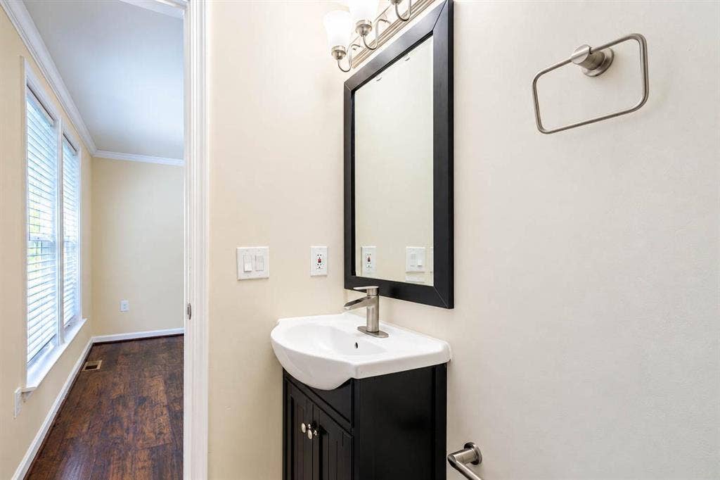 3 BR in Washington