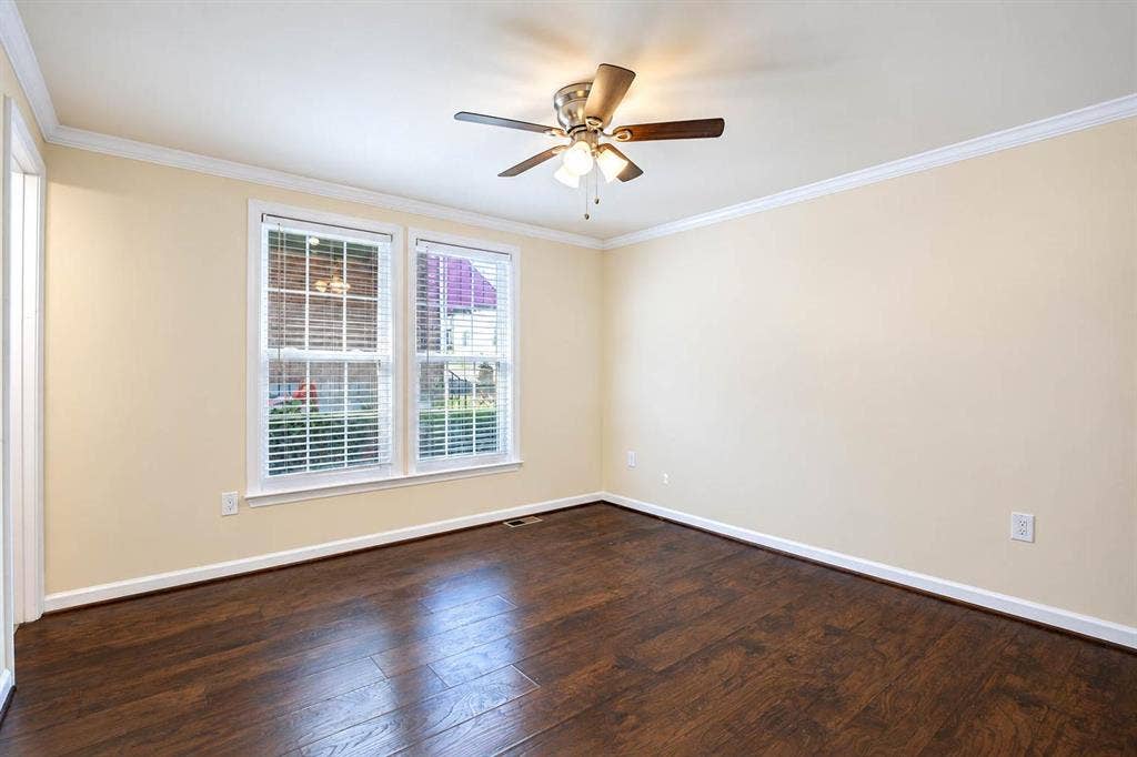 3 BR in Washington