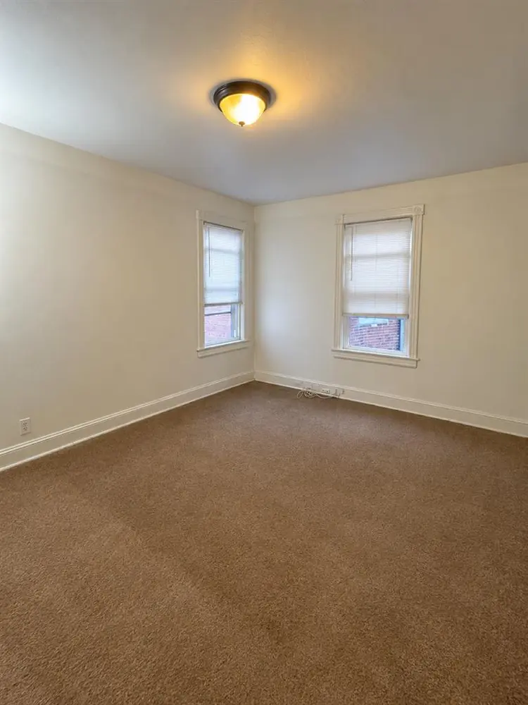 2 for 1- rooms for rent HAMILTON NJ