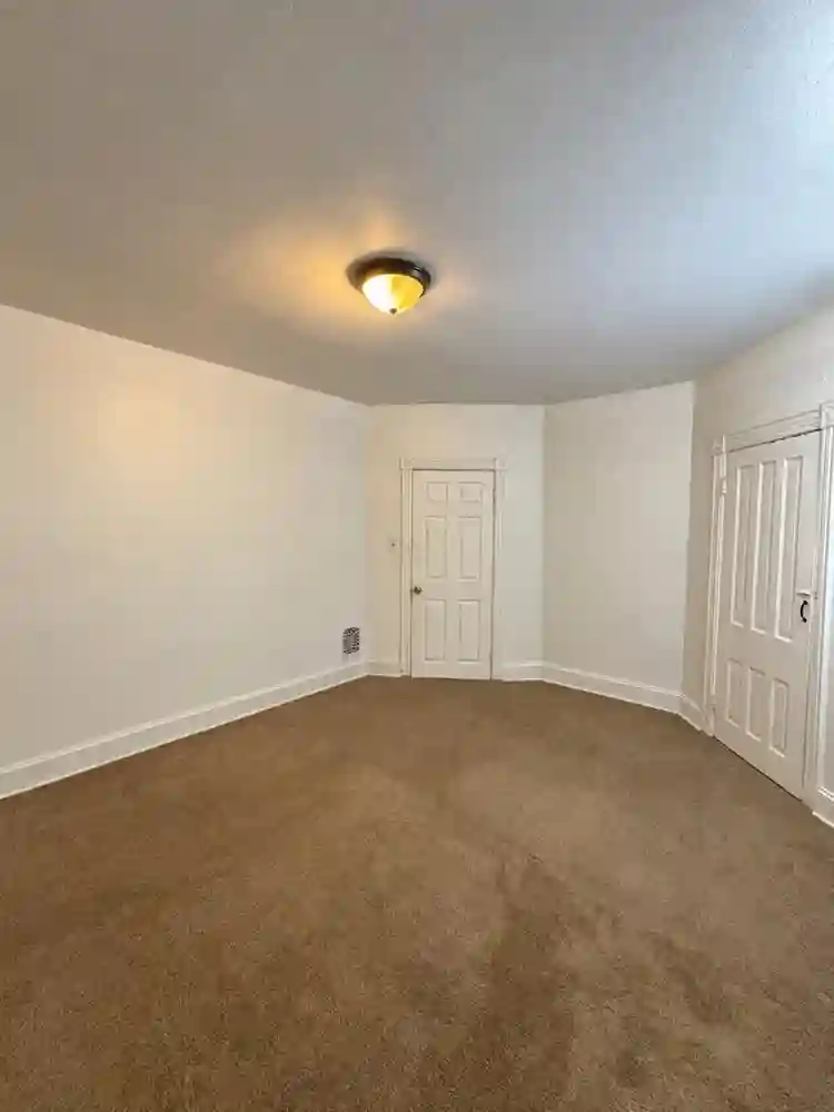 2 for 1- rooms for rent HAMILTON NJ