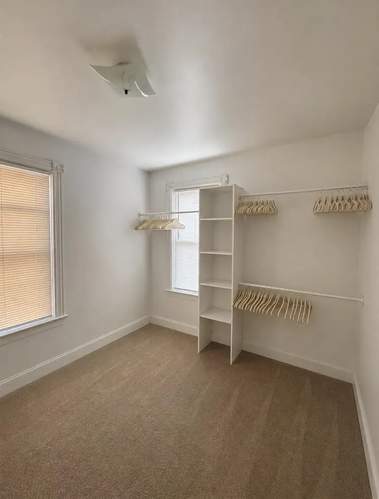 2 for 1- rooms for rent HAMILTON NJ
