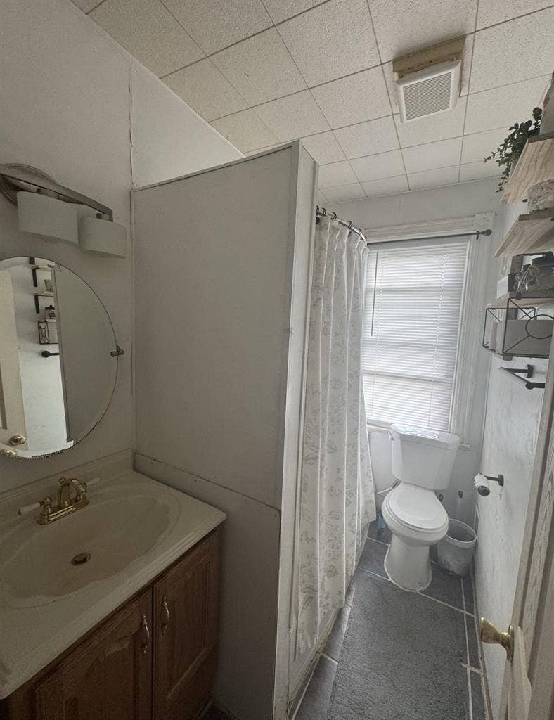 2 for 1- rooms for rent HAMILTON NJ