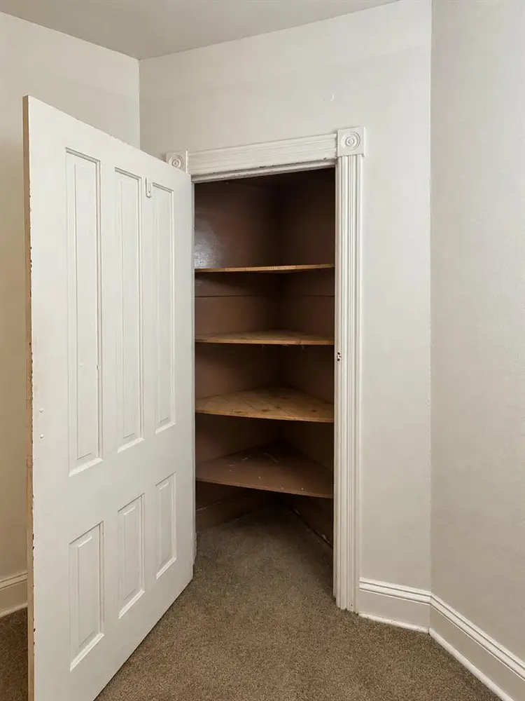 2 for 1- rooms for rent HAMILTON NJ