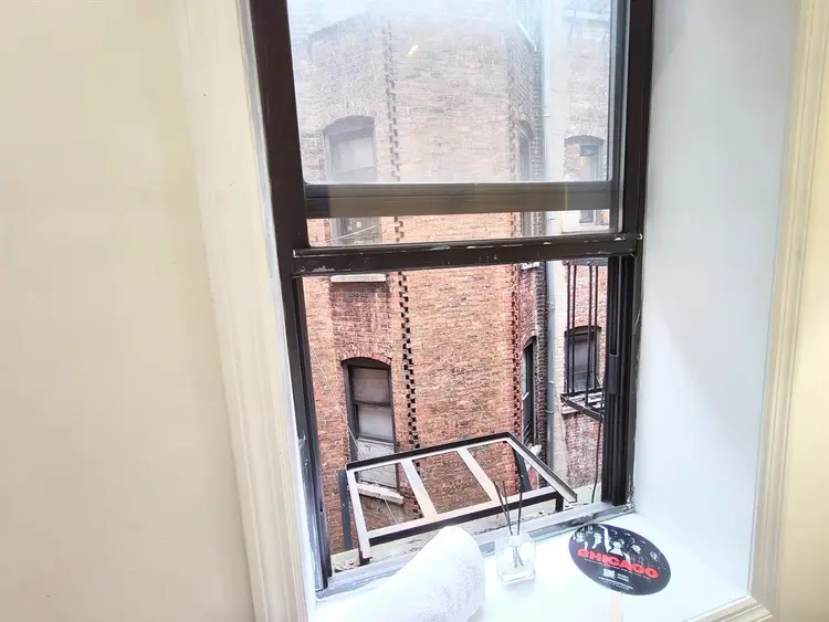 UWS Furnished Room All Included!