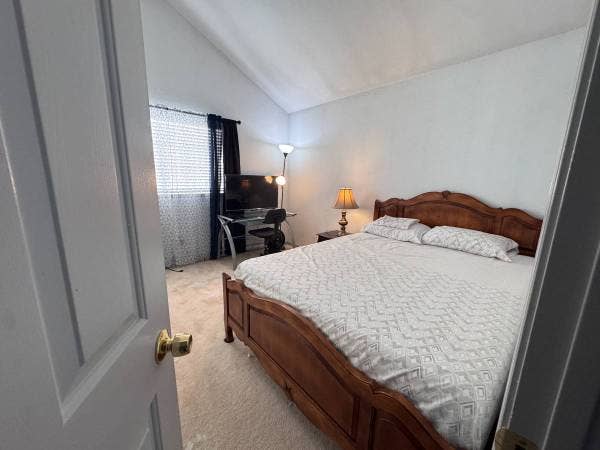 Private Bedroom in Fairfield, Ca