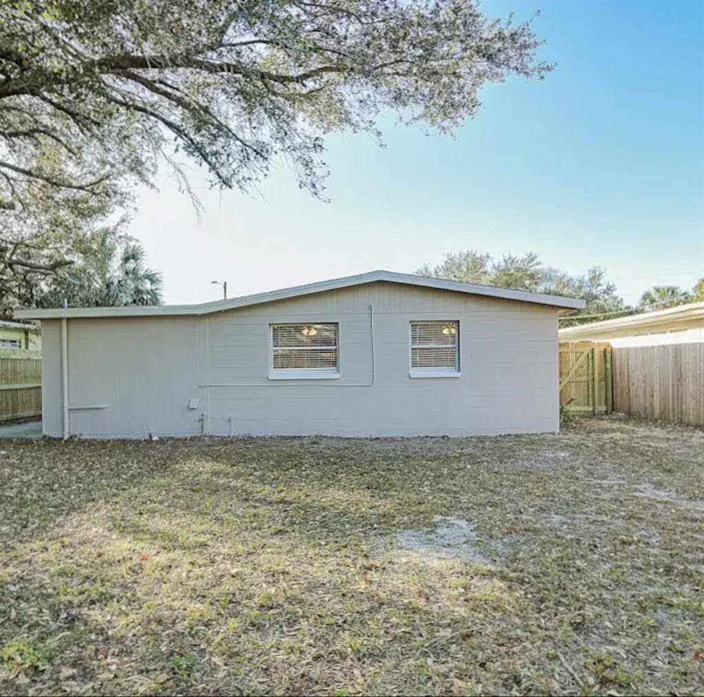 Welcome to this inviting 4bed home.